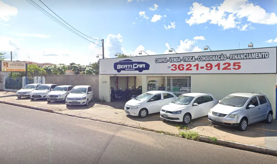 Fachada da loja Veículos à venda em Berti Veiculos - Araçatuba - SP | Mobiauto
