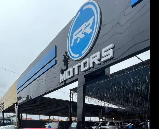 Fachada da loja RR MOTORS MULTIMARCAS - São Paulo - SP