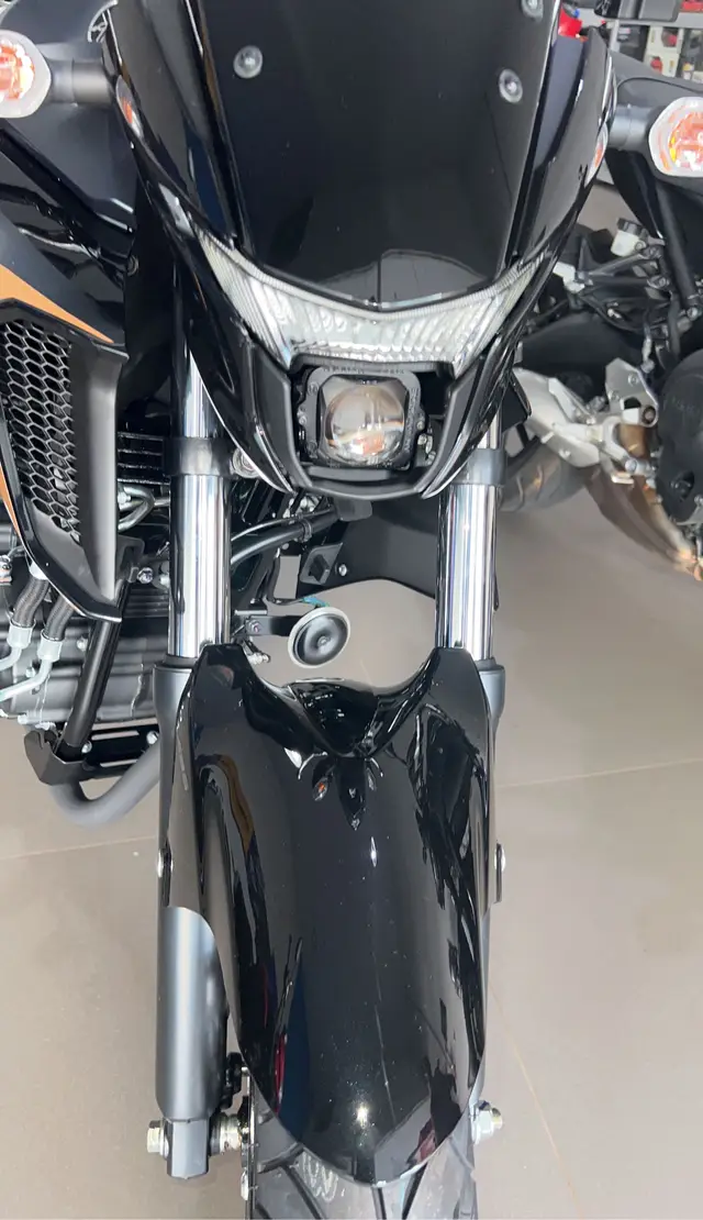 Moto Yamaha Fazer FZ15 2024 ABS