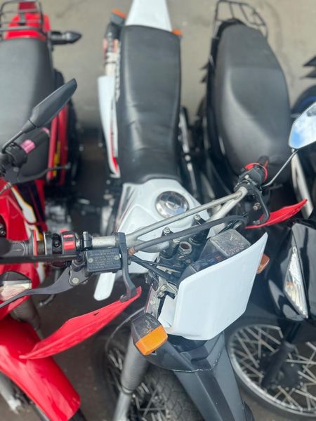 XR 200 R