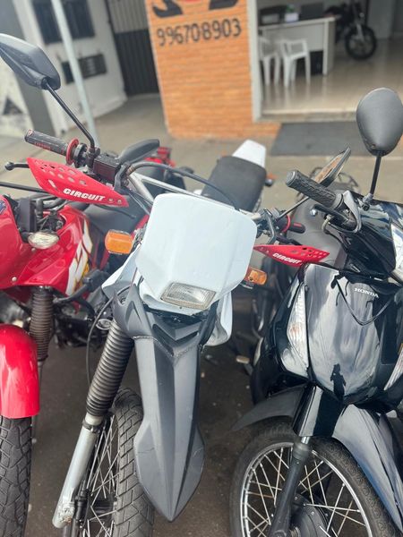 XR 200 R