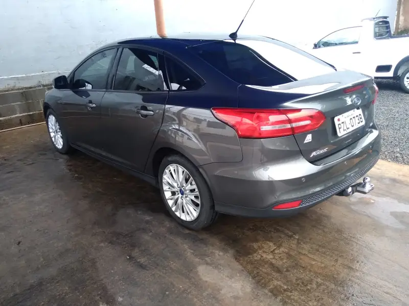 Volkswagen Polo 1.6 MSI (Flex)