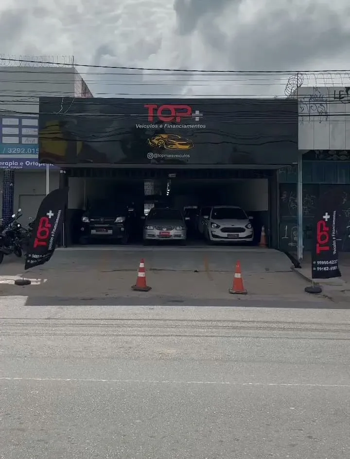 Fachada da loja TOP+ Veículos e Financiamentos - Fortaleza - CE