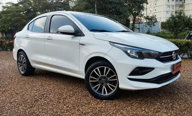 Carro Fiat Cronos 2019 1.3 Drive Firefly (Flex)
