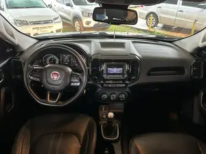 Carro Fiat Toro 2017 Freedom 2.0 diesel MT6 4x2