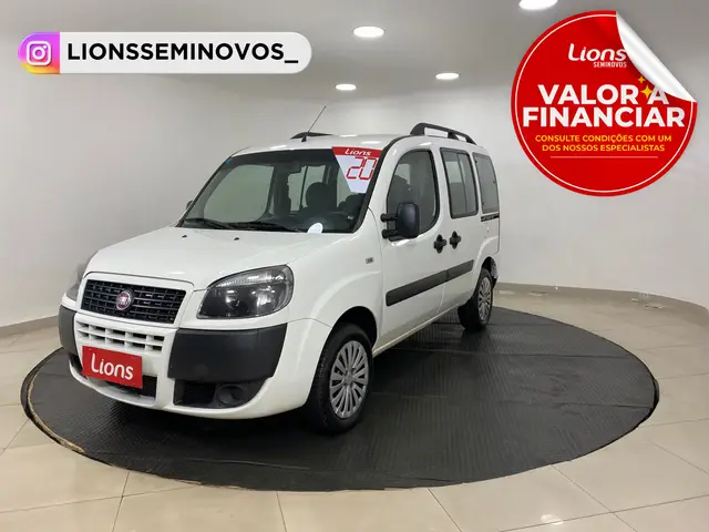 Carro Fiat Doblò 2020 Essence 1.8 16V (Flex)