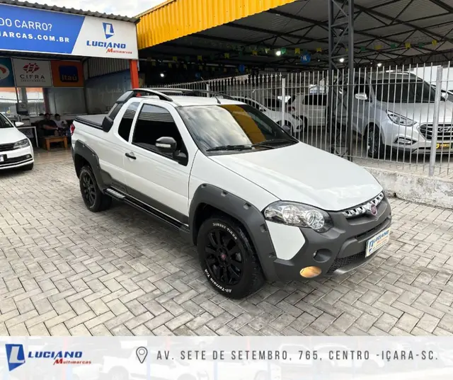 Carro Fiat Strada 2016 Adventure 1.8 16V (Flex) (Cabine Estendida)