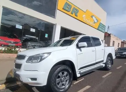 Carro Chevrolet S10 Cabine Dupla 2016 S10 2.4 Advantage (Cabine Dupla)