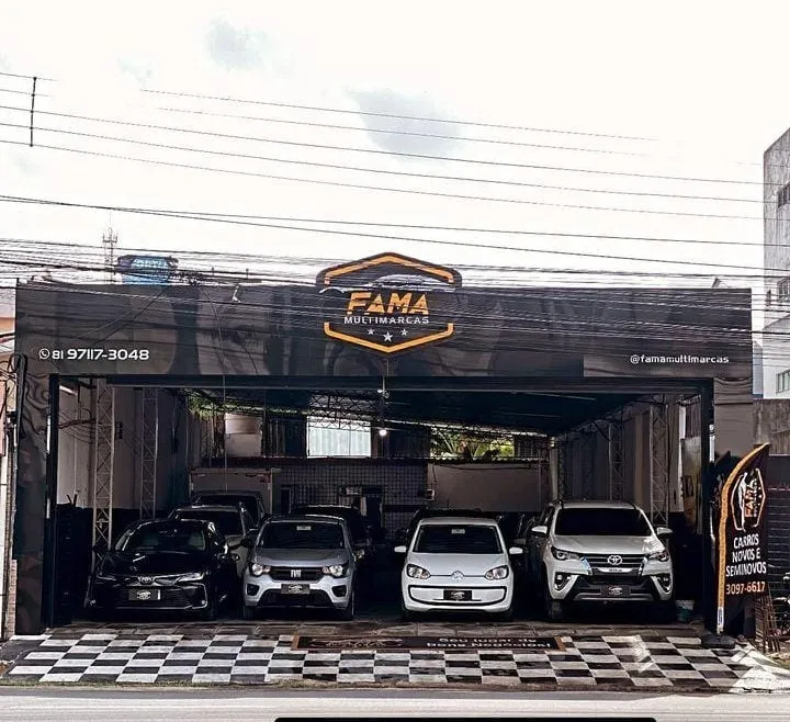 Fachada da loja Veículos à venda em Fama Multimarcas - Recife - PE | Mobiauto