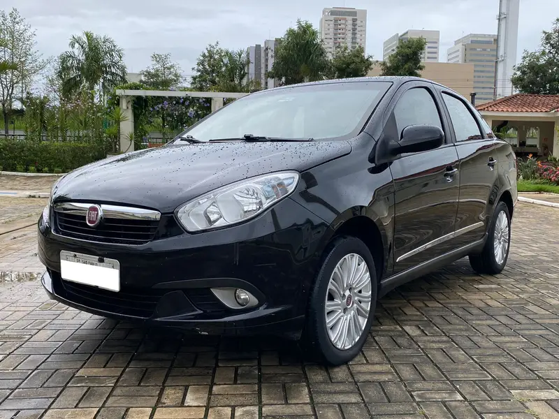 Fiat Grand Siena Essence 1.6 16V (Flex)