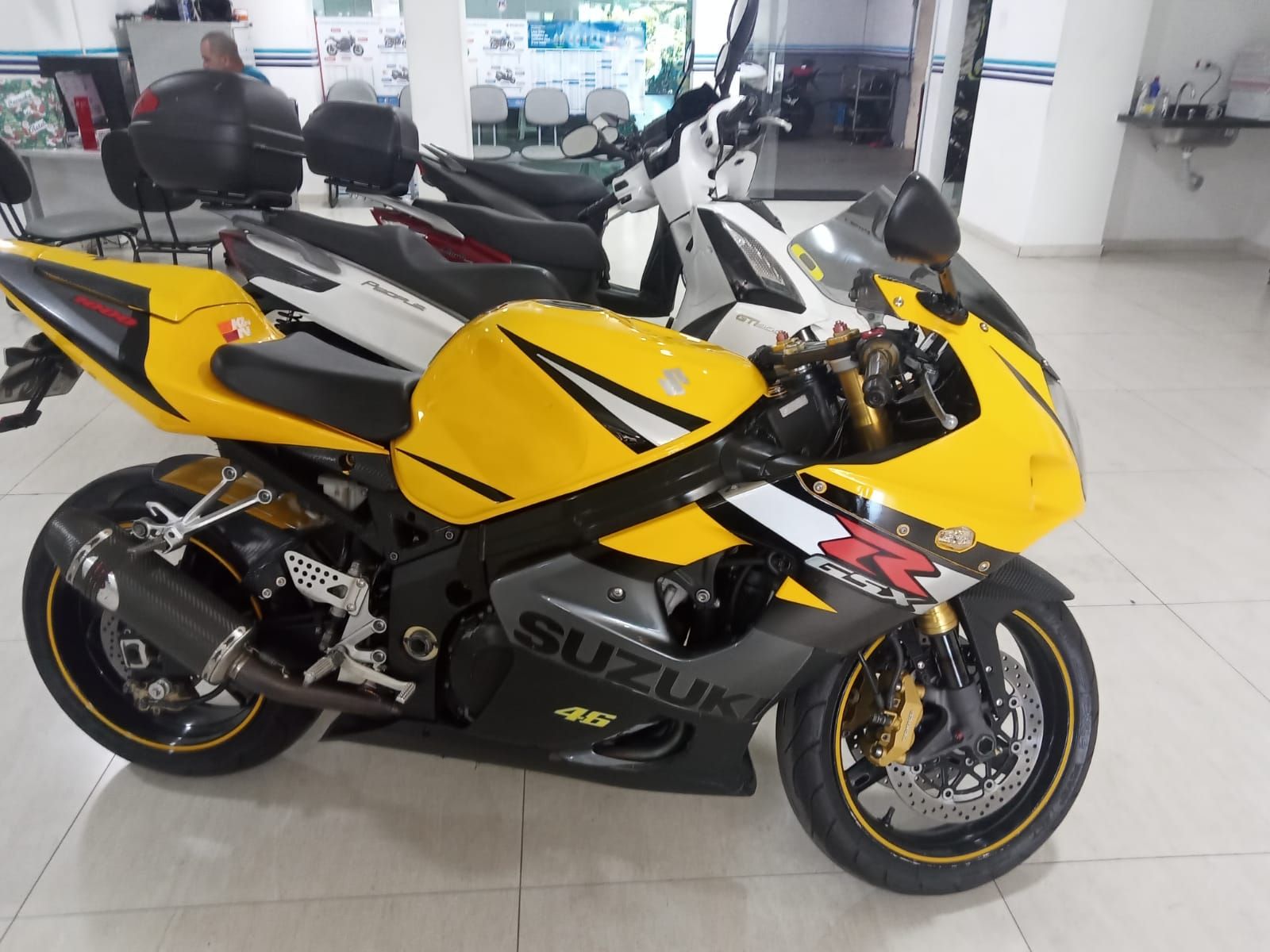 Suzuki Gsx R 1100