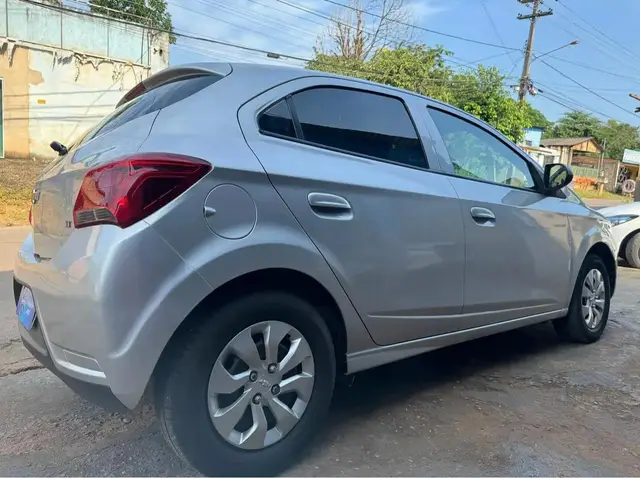Carro Chevrolet Onix 2019 1.0 LT SPE/4