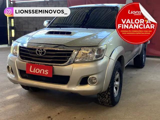 Carro Toyota Hilux Cabine Dupla 2015 Hilux 3.0 TDI 4x4 CD STD