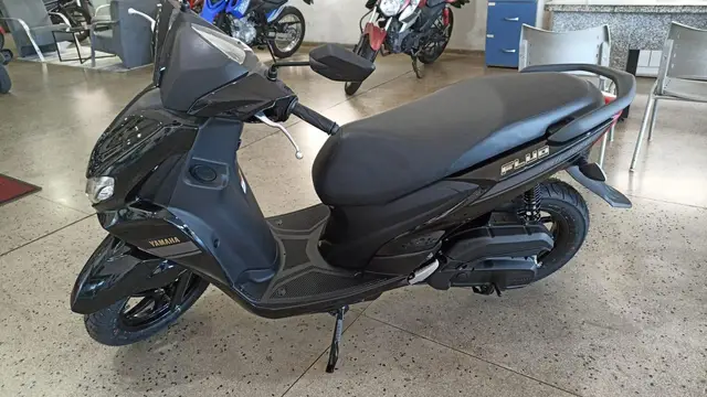 Carro Yamaha Fluo 2024 ABS
