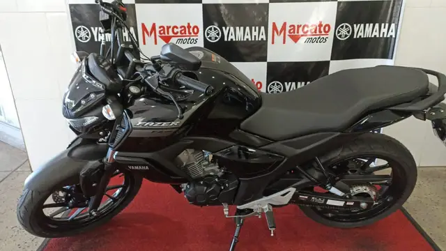 Moto Yamaha Fazer FZ15 2024 ABS