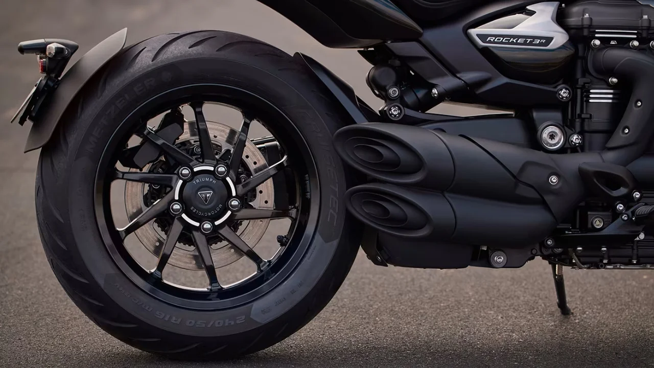 Triumph Rocket 3 Storm R