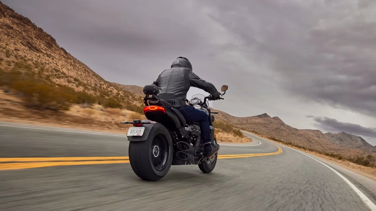 Triumph Rocket 3 Storm GT