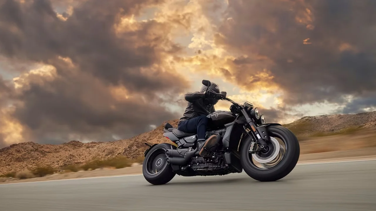 Triumph Rocket 3 Storm GT