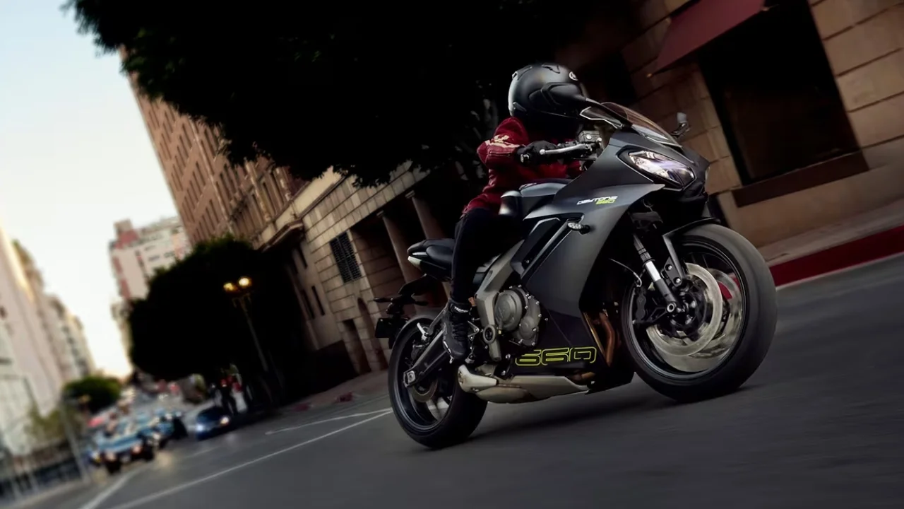 Triumph Daytona 660 ABS