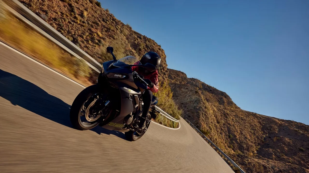 Triumph Daytona 660 ABS