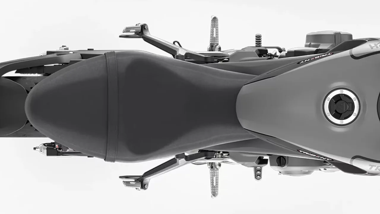 Triumph Trident 660 Triple Tribute