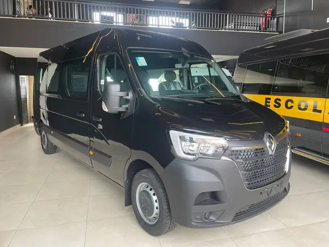 Carro Renault Master 2026 Minibus Executive L3H2