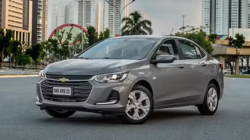 Chevrolet Onix chega à linha 2025 e só será renovado no ano que vem