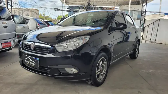 Carro Fiat Grand Siena 2015 Evo Attractive 1.4 8V (Flex)
