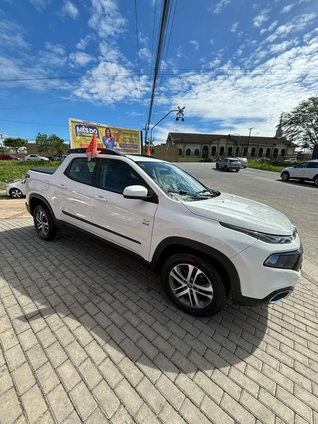 Carro Fiat Toro 2019 2.0 TDI Freedom Auto 4WD (Diesel)