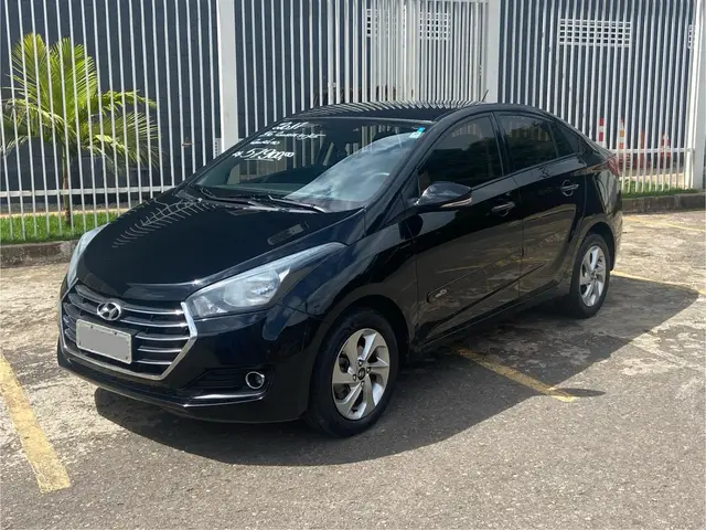 Carro Hyundai HB20S 2017 1.6 Comfort Plus blueMedia (Flex)
