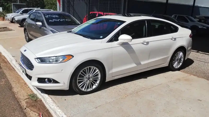 Ford 2.0 16V Hybrid Titanium (Aut)