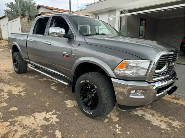 Carro Ram 2500 2012 2500 LARAMIE 6.7 TDI CD 4x4 Diesel