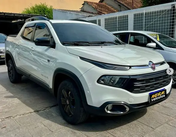 Carro Fiat Toro 2017 Freedom Open Edition 1.8 AT6 4x2 (Flex)
