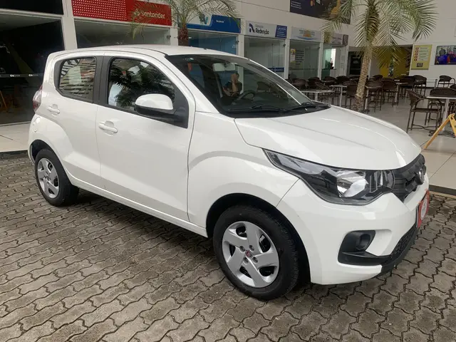 Carro Fiat Mobi 2018 FireFly Drive 1.0 (Flex)