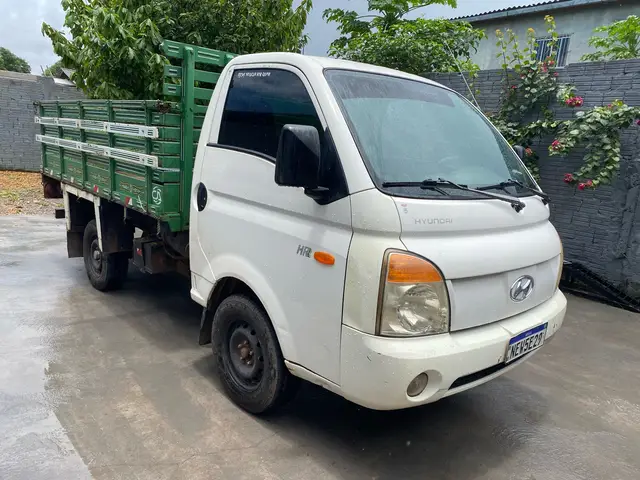 Carro Hyundai HR 2009 LD 2.5 (sem caçamba)
