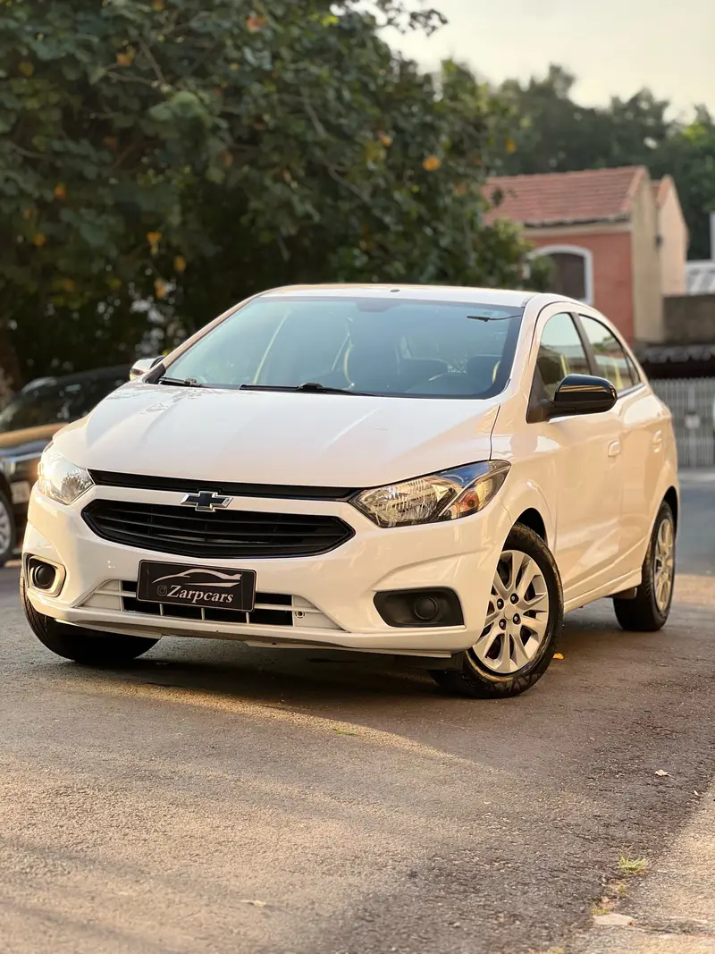 Chevrolet 1.0 8V Black Edition (Flex)