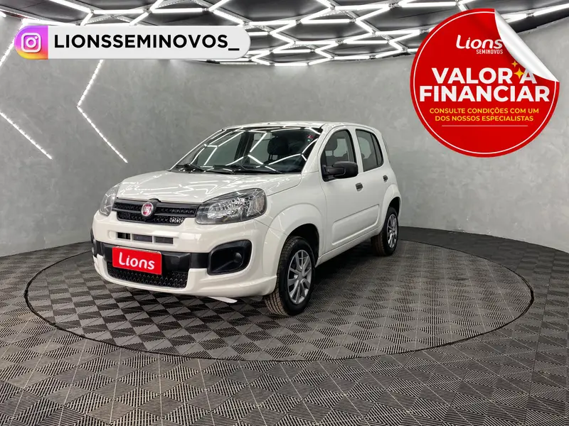 Fiat Attractive 1.0 8V (Flex) 4p