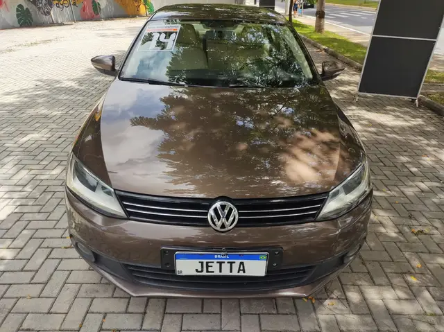 Carro Volkswagen Jetta 2014 2.0 Comfortline Tiptronic (Flex)