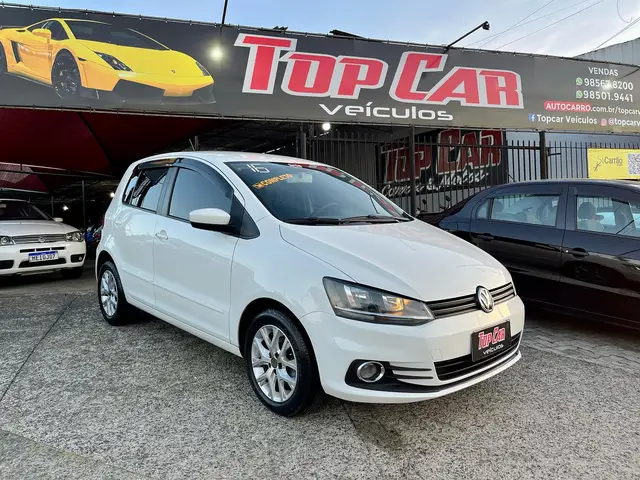 Carro Volkswagen Fox 2016 1.0 MPI Trendline (Flex)
