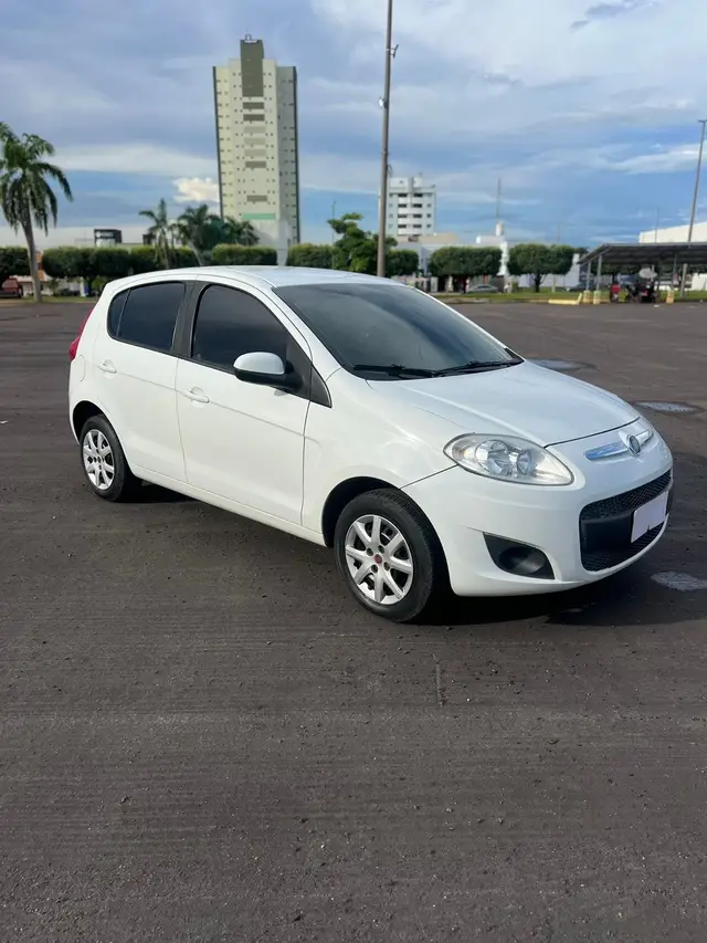 Carro Fiat Palio 2015 Attractive 1.0 Evo (Flex)