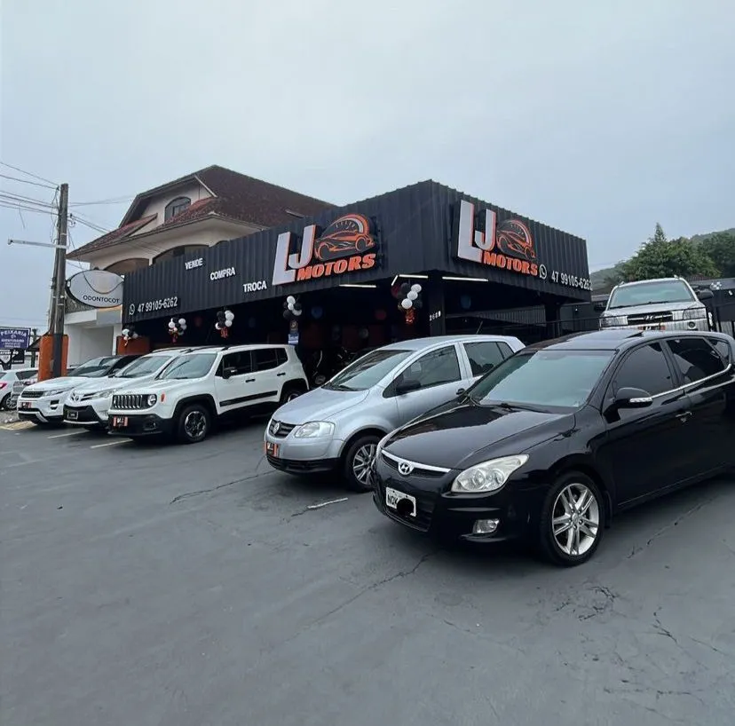 Fachada da loja FR MULTIMARCAS  - Joinville - SC