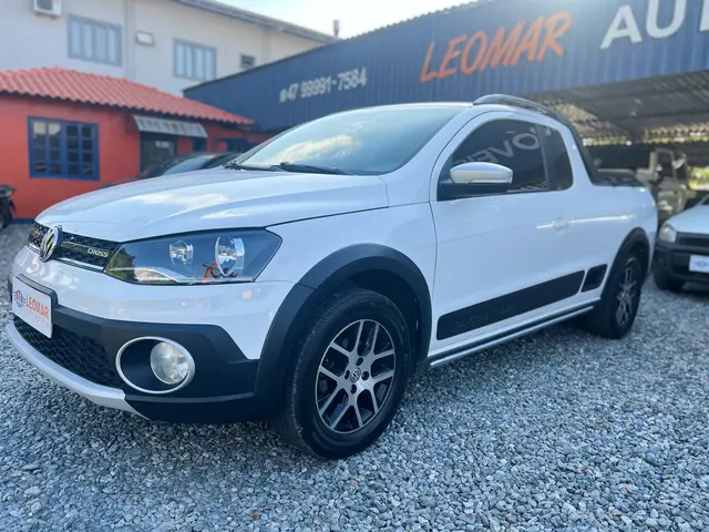 Carro Volkswagen Saveiro 2014 Cross 1.6 (Flex) (cab. estendida)