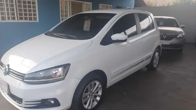 Carro Volkswagen Fox 2019 1.6 MSI Connect (Flex)