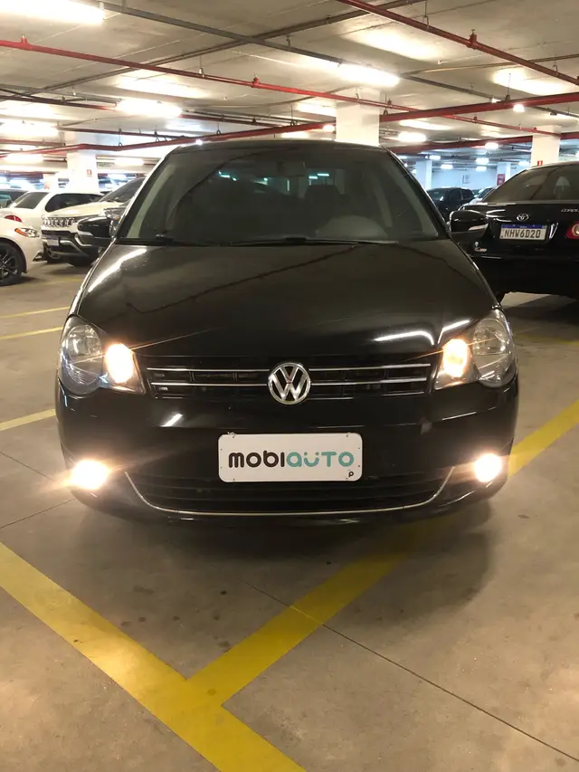 Carro Volkswagen Polo Sedan 2013 Comfortline 1.6 8V (Flex)