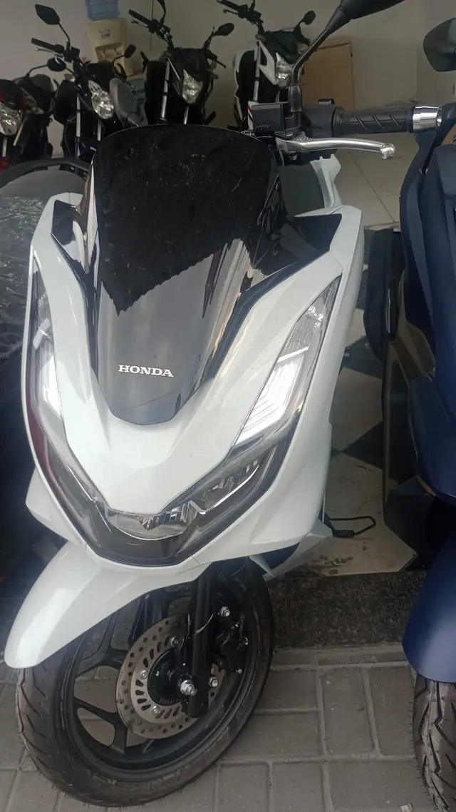 Carro Honda PCX 160 2024 ABS