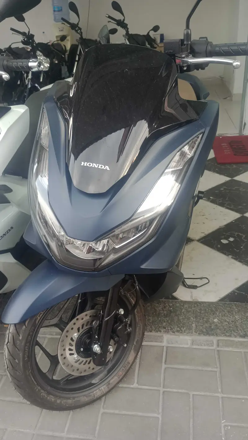 Honda PCX 160 DLX ABS