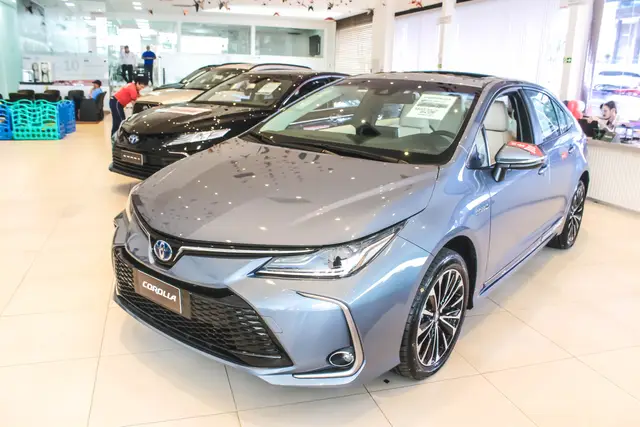 Carro Toyota Corolla 2025 Altis Hybrid Premium 1.8 Flex