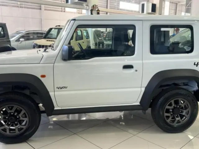 Carro Suzuki Jimny Sierra 2024 4You 1.5 AllGrip