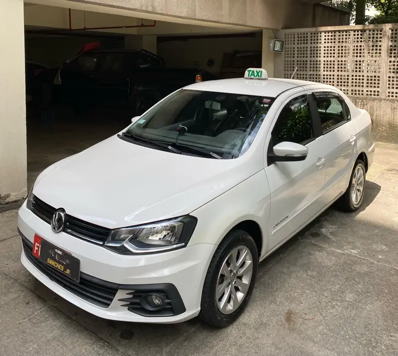 Volkswagen Voyage 1.6 MSI Comfortline (Flex)