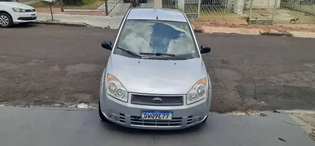 Carro Ford Fiesta Sedan 2008 Fly 1.0 (Flex)